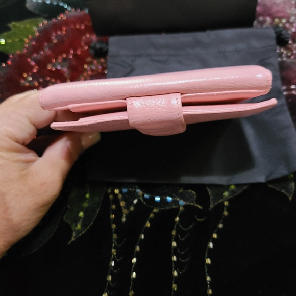 Chanel Wallet - Picture 4 of 16